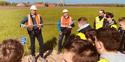 Students visiting works in Kinrooi