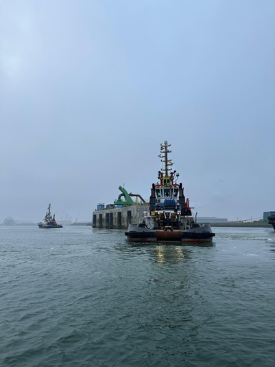 Princess Elisabeth Island sea transport operation